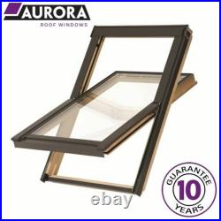 AURORA Centre Pivot Pine Roof Window Skylight 78 x 92 cm with Flashing Kit