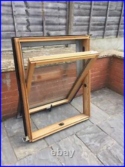 DOUBLE GLAZED ROOF WINDOW SKY LIGHT WITH CENTRE PIVOT 80cm BY 100cm Can Deliver
