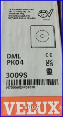 Electric Blackout Blind Black 94 x 98 cm DML PK04 3009S Skylight Roof Velux