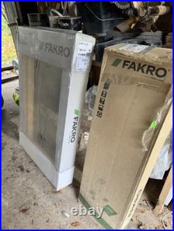 Fakro Manual Pine Centre Pivot Roof Window- 78cm x 118cm Standard Tile Flashing