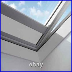 Flat Roof Electric Blind Blackout Skylight FMK 100100 1045S 100 x 100 cm VELUX