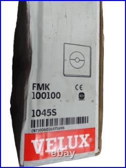 Flat Roof Electric Blind Blackout Skylight FMK 100100 1045S 100 x 100 cm VELUX