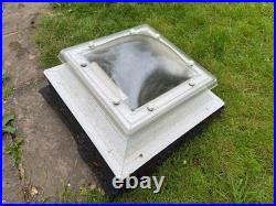 Flat roof domed rooflight, skylight