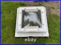 Flat roof domed rooflight, skylight