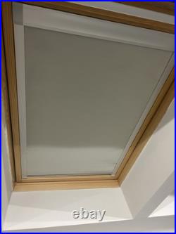 Grey BLACKOUT THERMAL SKYLIGHT ROOF BLINDS FOR VELUX ROOF WINDOW GDL MO8