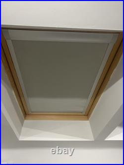 Grey BLACKOUT THERMAL SKYLIGHT ROOF BLINDS FOR VELUX ROOF WINDOW GDL MO8