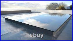 Premium Skylights/Rooflights Triple Glazed Flat/Pitched Roof Glass Window