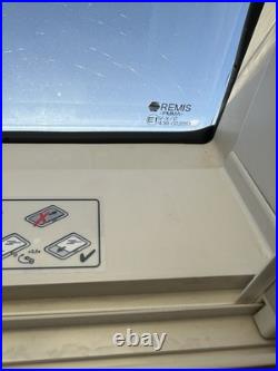 REMIS VISTA ROOFLIGHT 400 x 400 CAMPERVAN MOTORHOME HORSEBOX VAN ROOF SKY LIGHT