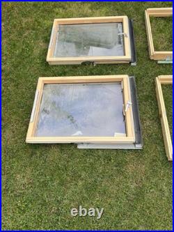 Roof Window Skylight Flat Roof 35 inc by 27 inc