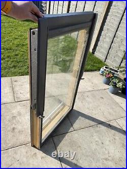 VELUX MK06 GGL 3070 Pine Centre Pivot Skylight FOR SPARES OR REPAIRS