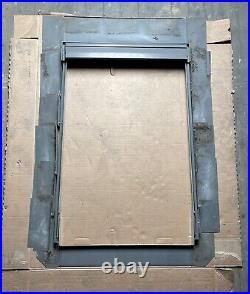 VELUX Pine 118 X 78cm Centre Pivot Roof Skylight Window Slate Flashing Included