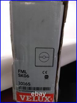 VELUX Roof Window Pleated Blind FML SK06 1016S 114 x 118 cm White