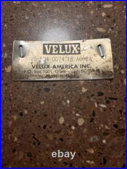 VELUX VS SKYLIGHT Scissor Operator With Track And trim 8 VS104