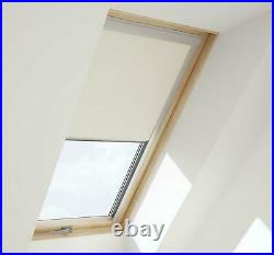 YARDLITE Unvented Pine Roof Window, Pivot Skylight + Flashing & Blinds